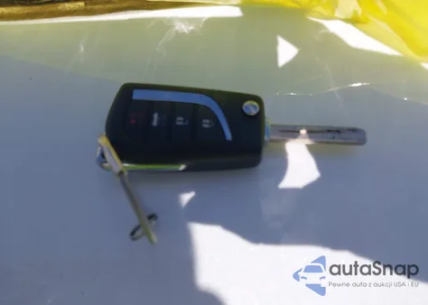 2025 Toyota Corolla Le from USA, damaged, VIN 5YFB4MDE1SP249104